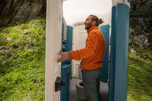 Best Portable toilet rental cost  in Greenfield, MO