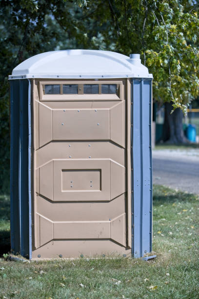 Best Portable bathroom rental  in Greenfield, MO